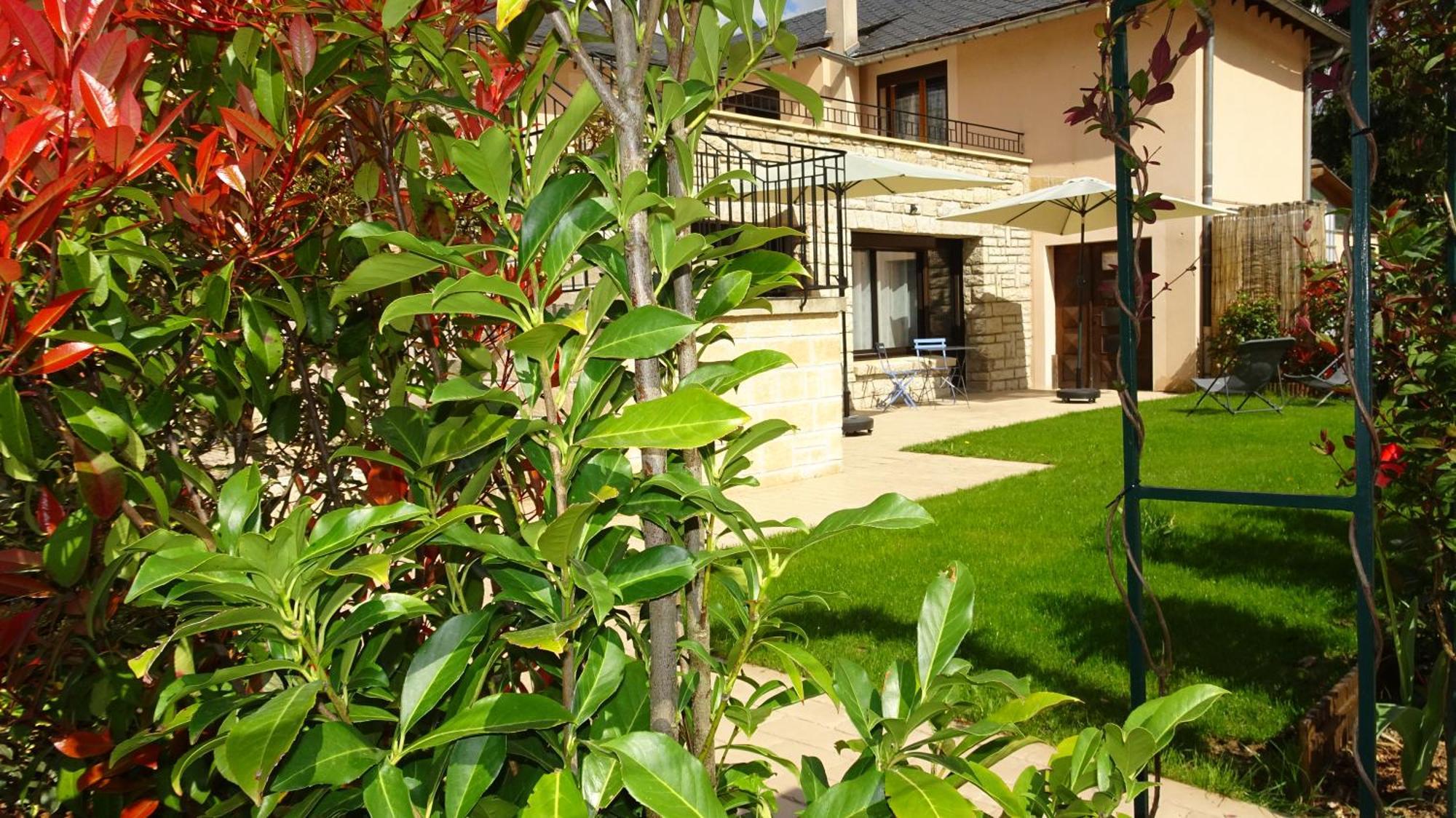 Studio Gites Au Pont De La Gineze Barjac  Exterior photo